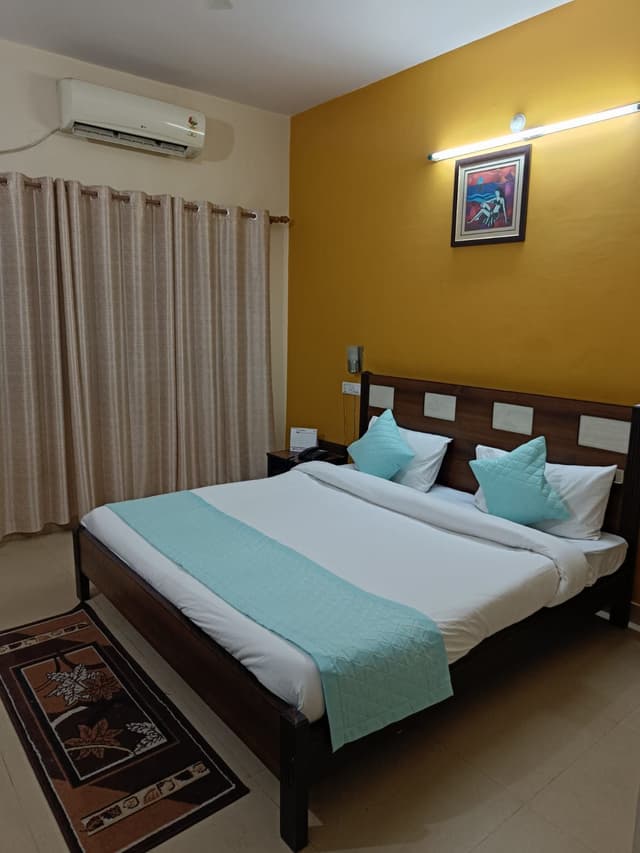 Deluxe Room Mountain Facing