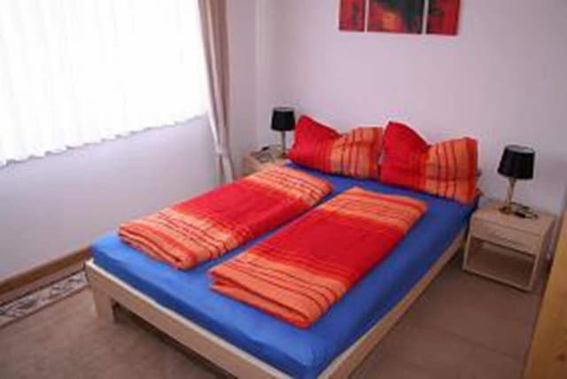 Double Room, Non Smoking, Shared Bathroom