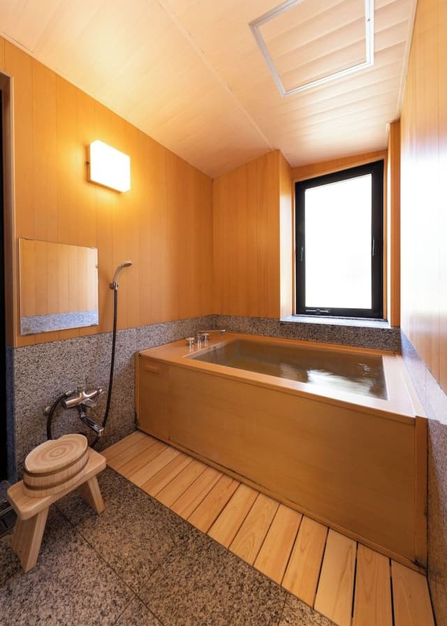 Premium Suite