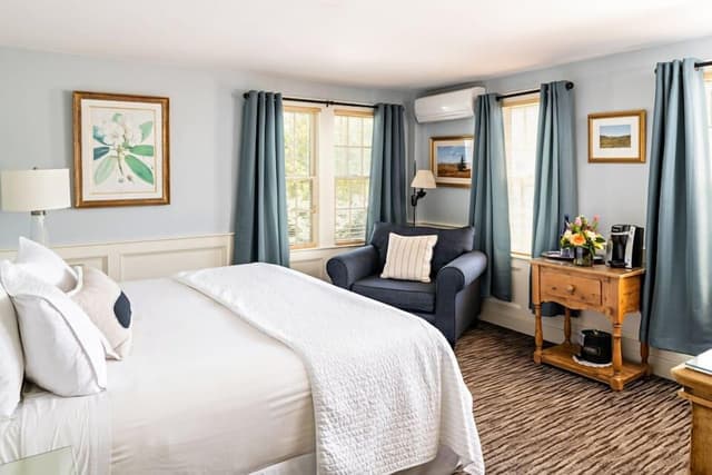 Superior Room, 1 King Bed