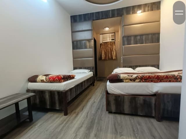 Triple Room