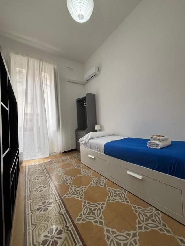 Standard Single Room, Shared Bathroom, City View