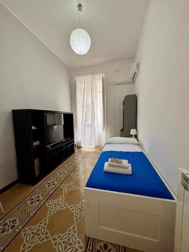 Standard Single Room, Shared Bathroom, City View