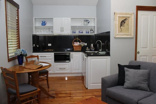 Toorak Cottage