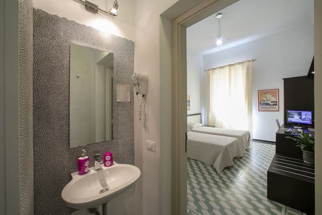 Camera con letto matrimoniale o 2 letti singoli