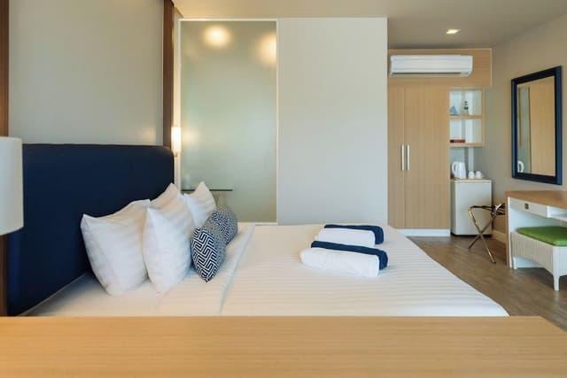 Premier Triple Room