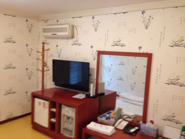 Traditional Room