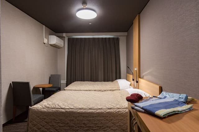 Modern Traditional Twin Room, Non Smoking (No View, Shared bath)