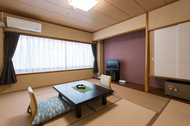Modern Japanese Style Room, Non Smoking (No View, Shared bath)