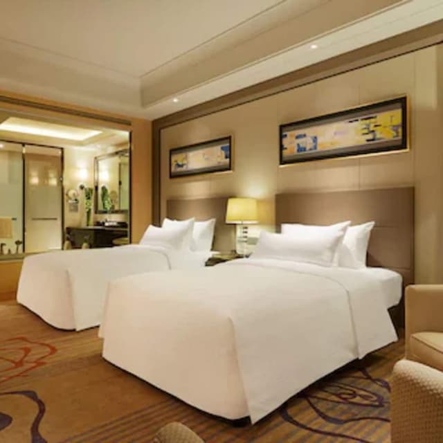 Executive Deluxe Twin Room