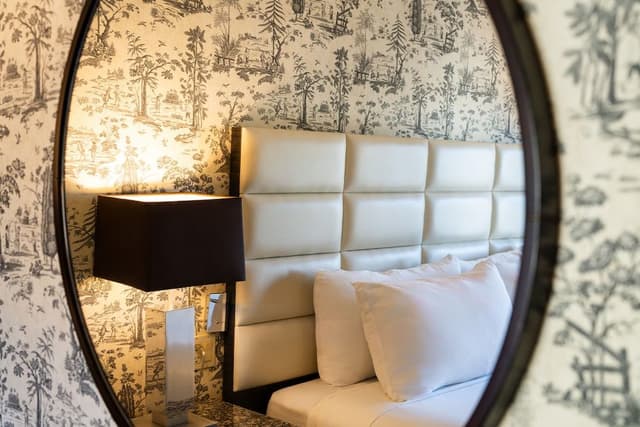 Deluxe Room, 1 King Bed