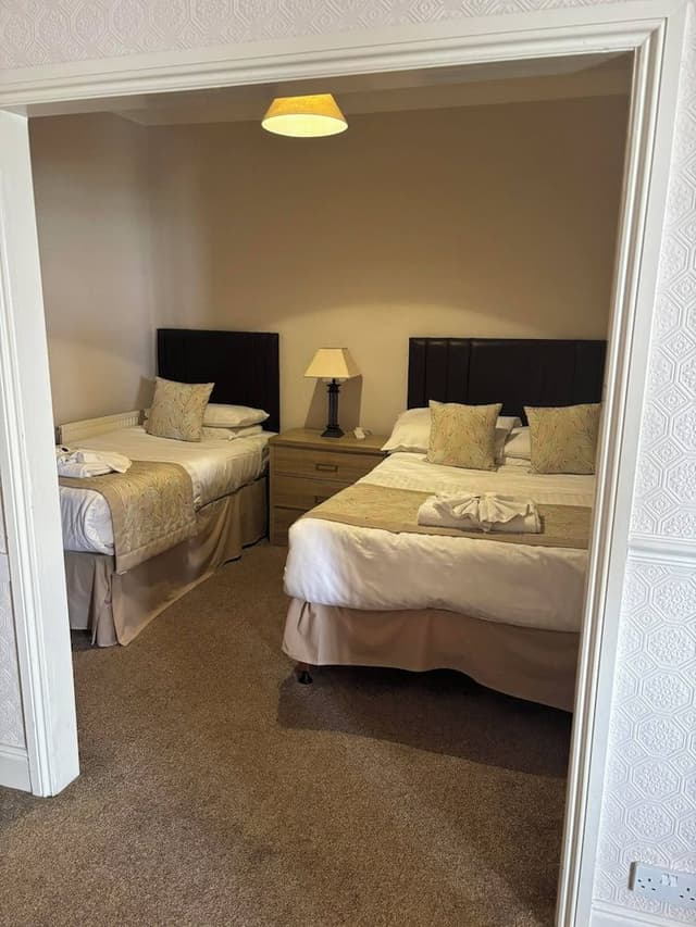 Deluxe Suite