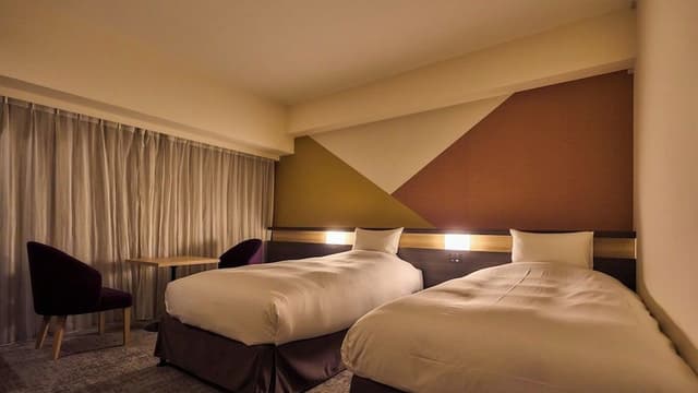 Twin Plus Room, Smoking