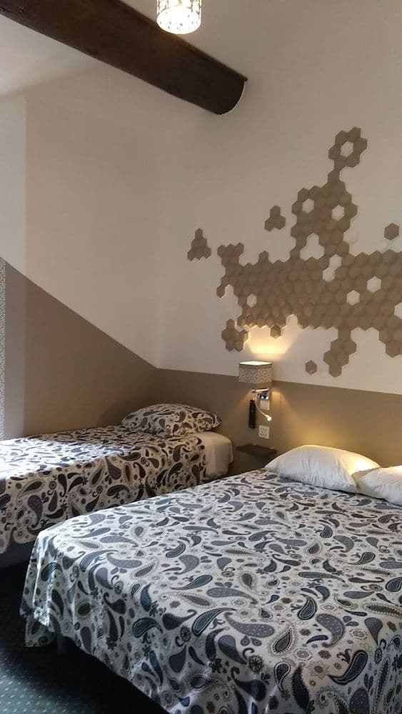 Comfort Triple Room