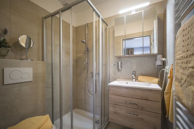Double Room (Provonce)