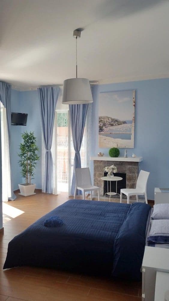 Comfort Suite, 1 Bedroom, Fireplace