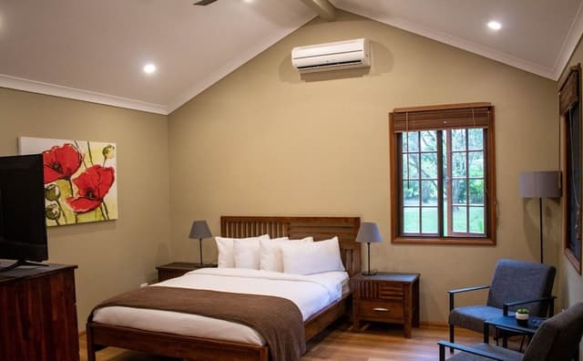 Standard Cabin (The Cottage)
