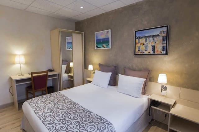 Classic Double Room, Courtyard View