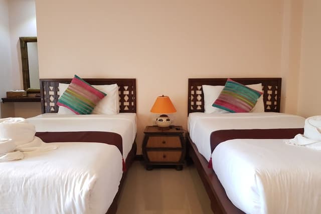 Twin Room, Private Bathroom