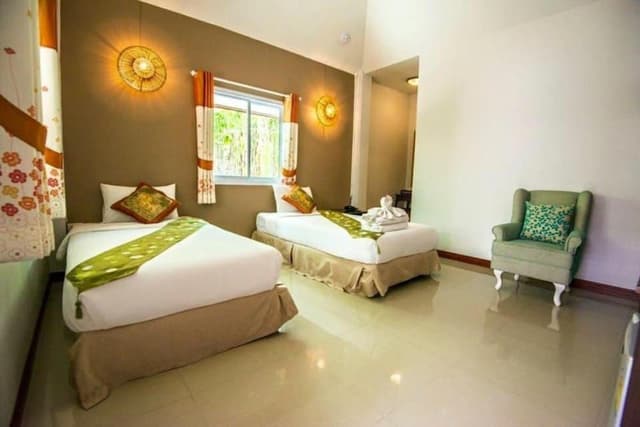 Twin Room, Private Bathroom
