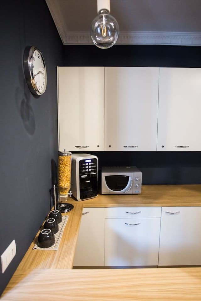 Basic Twin Room, Shared Bathroom