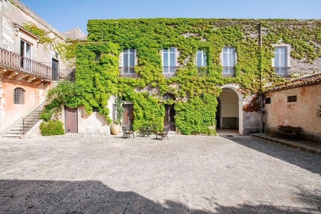Exclusive Villa