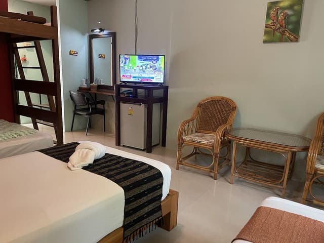 Standard Twin Room