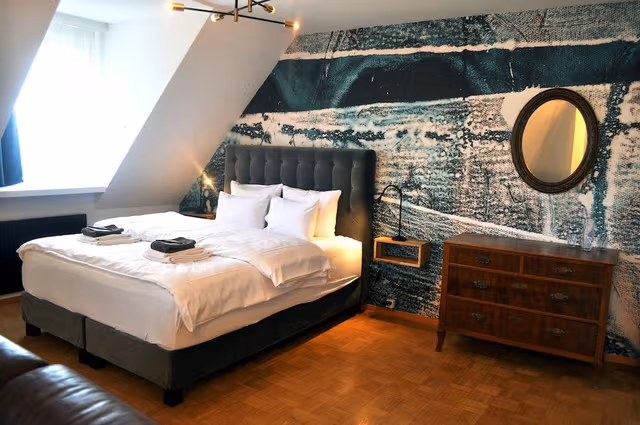 Quadruple Room with Shared Bathroom