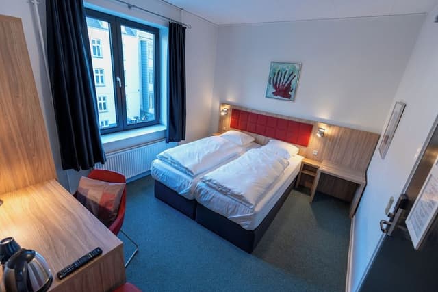 Business Double Room with 2 Single Beds