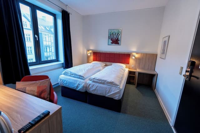 Business Double Room with 2 Single Beds