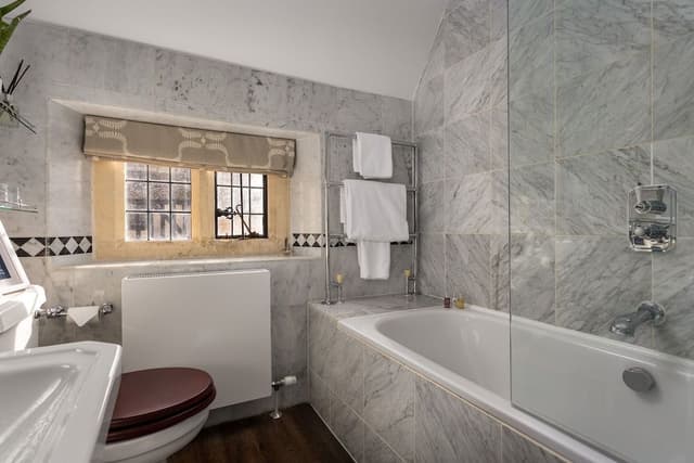 Standard Double Room, Ensuite (Millet)
