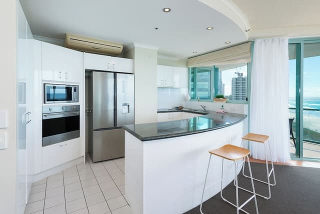 2 Bedrooms Ocean View