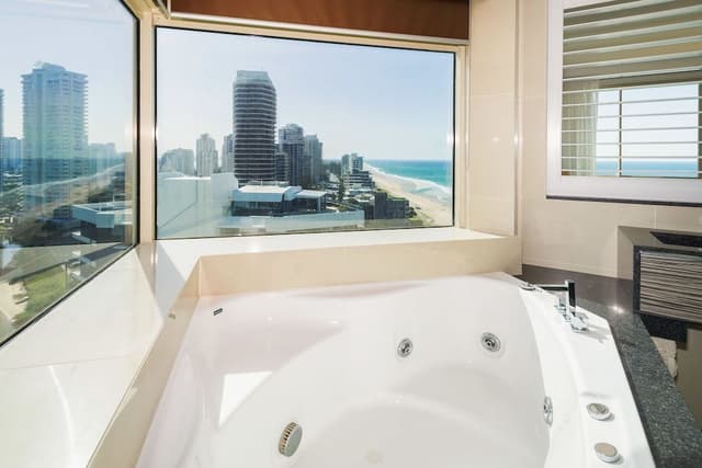 2 Bedrooms Ocean View