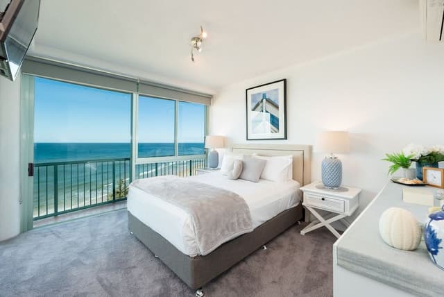 2 Bedrooms Ocean View