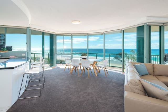 2 Bedrooms Ocean View