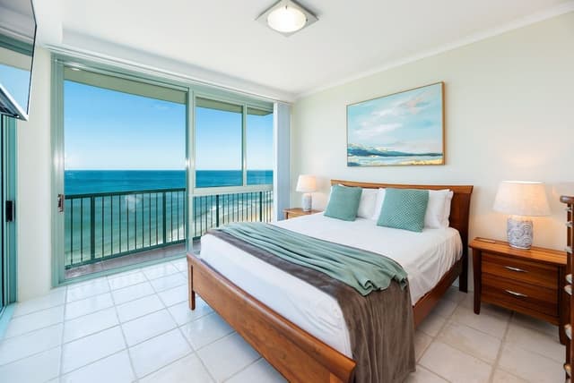 2 Bedrooms Ocean View