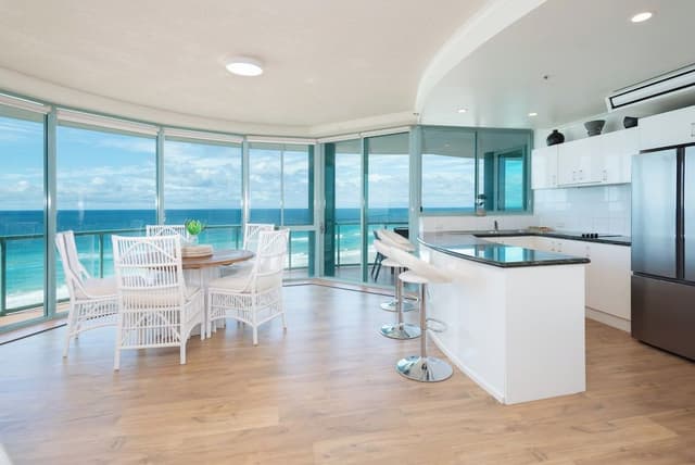 2 Bedrooms Ocean View