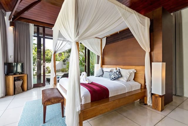 Deluxe Villa, 3 Bedrooms, Smoking, Pool View