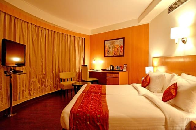 Executive Room, City View