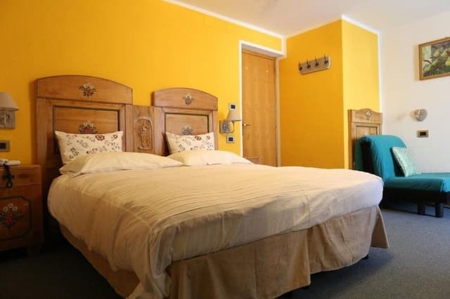 Double or Twin Room, Mountain View