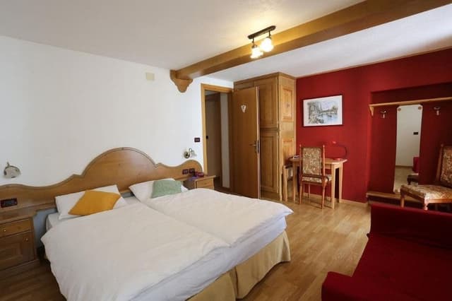 Double or Twin Room, Mountain View