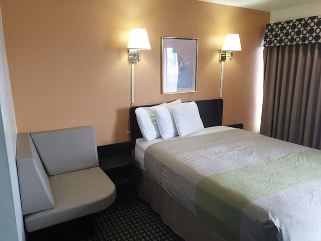 Room, 1 Queen Bed, Non Smoking