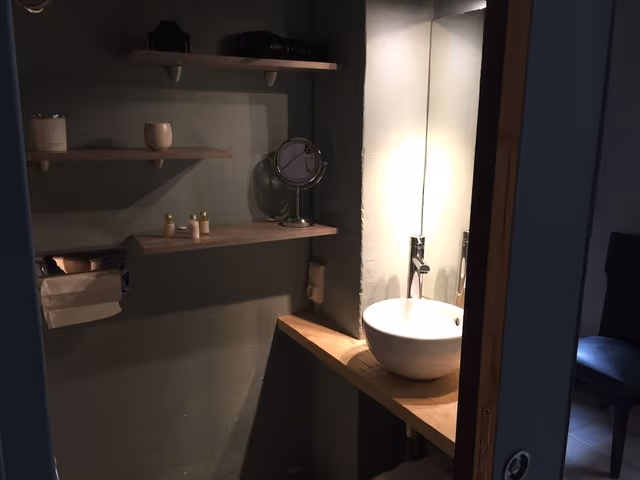 Suite, Ensuite (Trinitario)