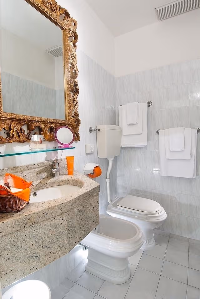 Double or Twin Room, Partial Sea View