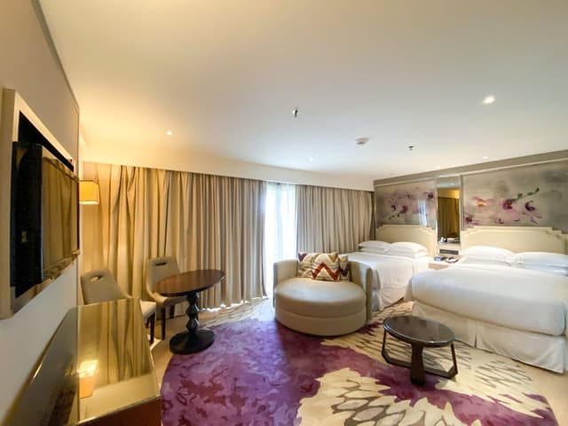 Club Room, 2 Twin Beds, Tower