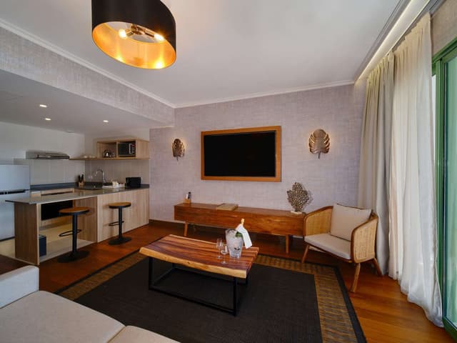TWO BEDROOM KING BED OCEAN VIEW SUITE
