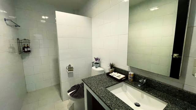 2 Bedroom Seaview Suite with Kitchen