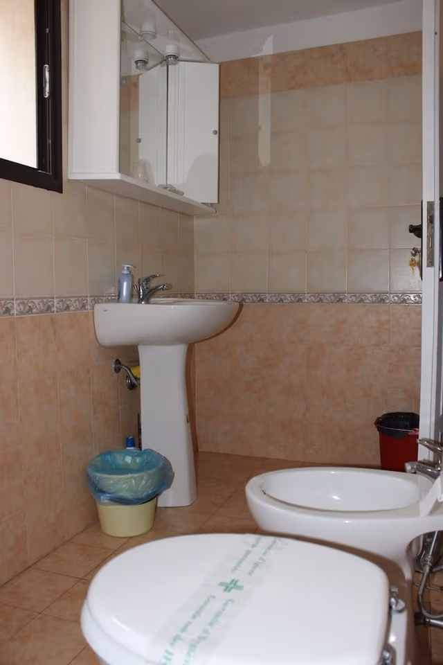 Double or Twin Room, Private Bathroom