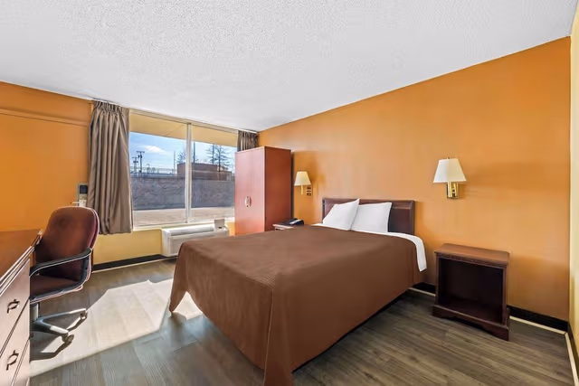 Room, 1 King Bed, Accessible, Non Smoking