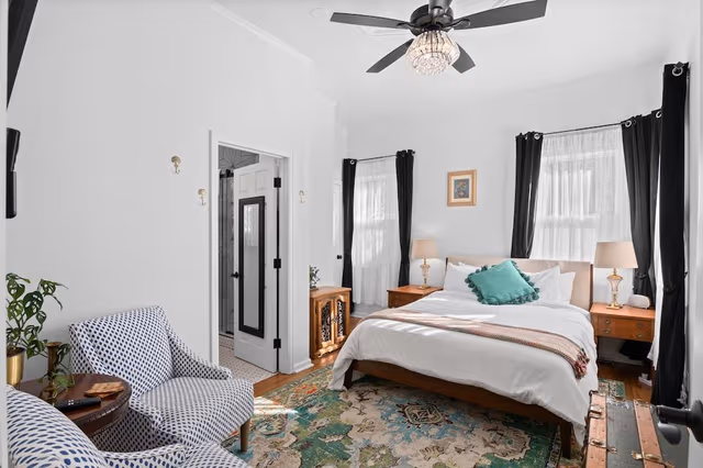 Deluxe Suite